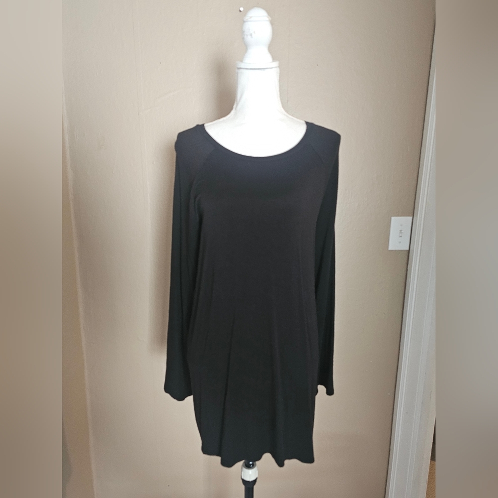 ✨️5 For $20✨️ Womens Black Tunic Sweater